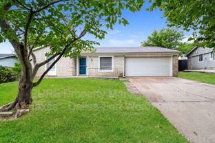 4256 Ambrose Dr - Photo 1 of 1