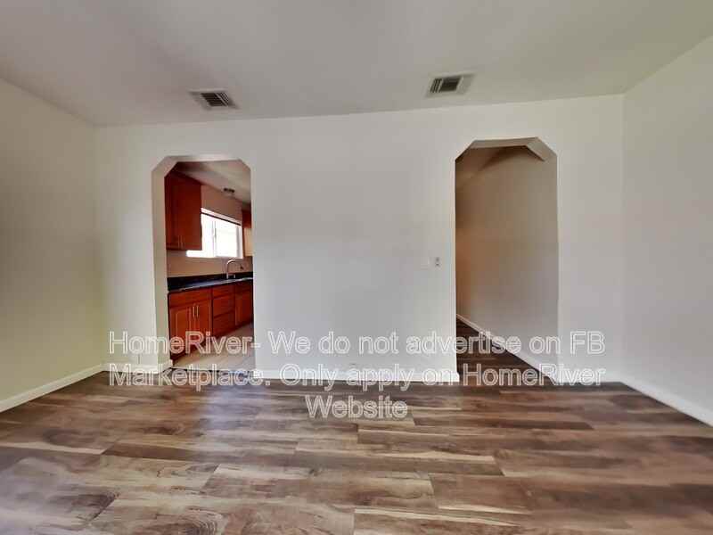 1449 48th St - Photo 4 of 18