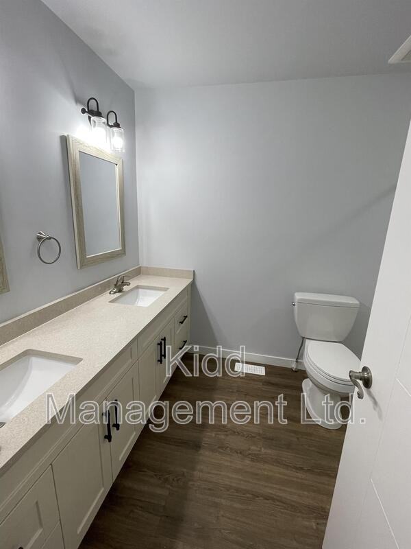 107 Amonterey Road - Photo 5 of 11