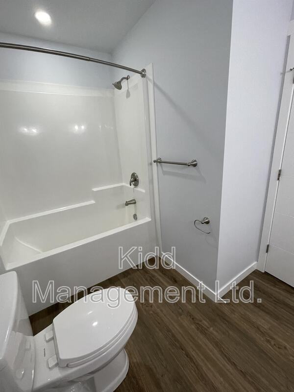 107 Amonterey Road - Photo 6 of 11