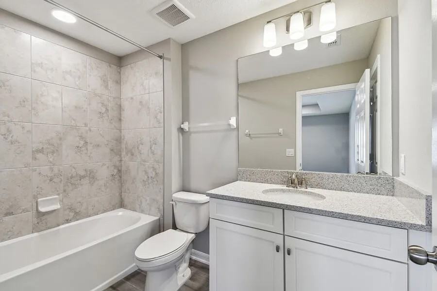 3087 Adams Cross Dr #1A - Photo 2 of 5