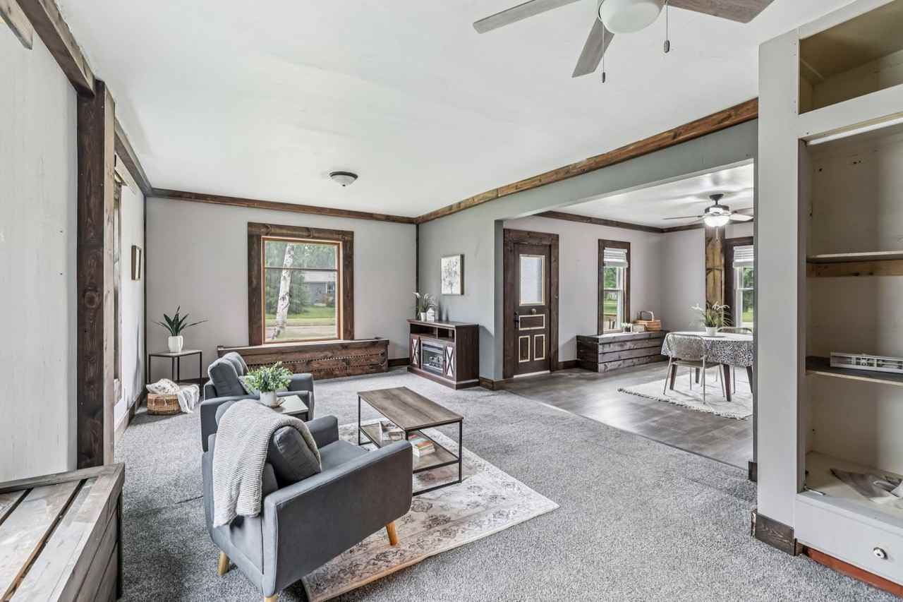 516 Poet St - Photo 2 of 9