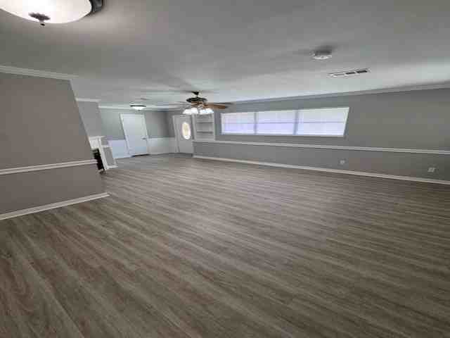 1530 Driskill St - Photo 5 of 24