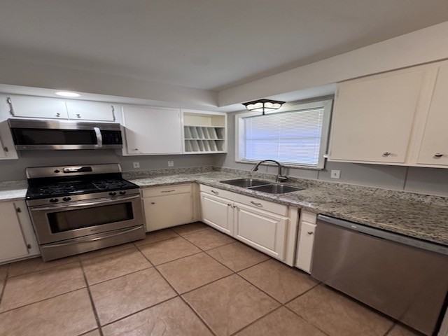1530 Driskill St - Photo 7 of 24