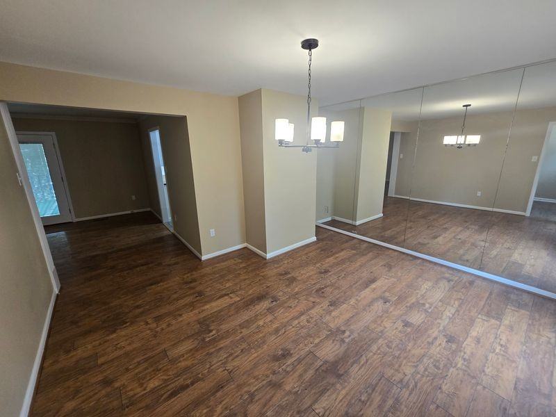 3017 Delmar Ave - Photo 3 of 24