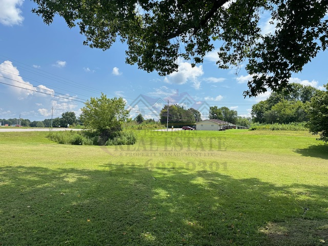 1022 Bell Rd Se - Photo 3 of 24