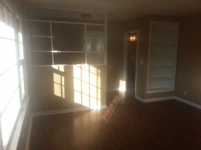 105 Sherry Ln - Photo 3 of 50