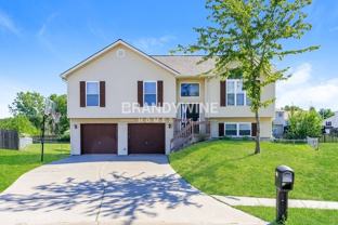 8737 N Arcola Ct - Photo 1 of 1