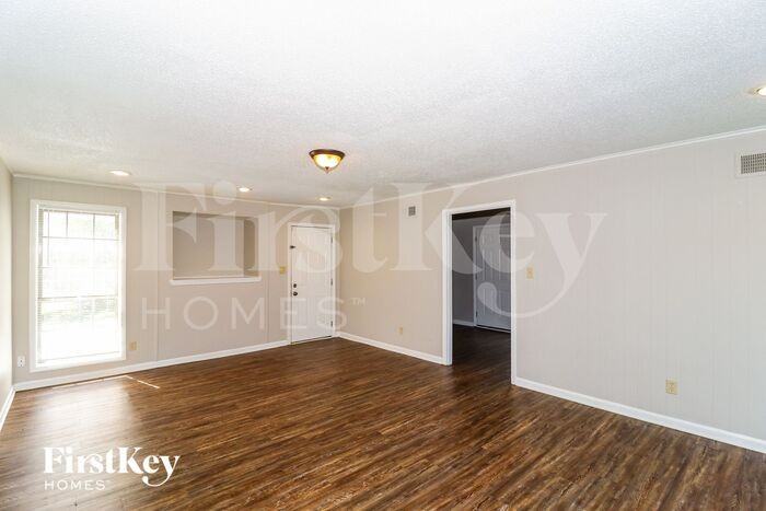 2715 Welchlawn St - Photo 3 of 15