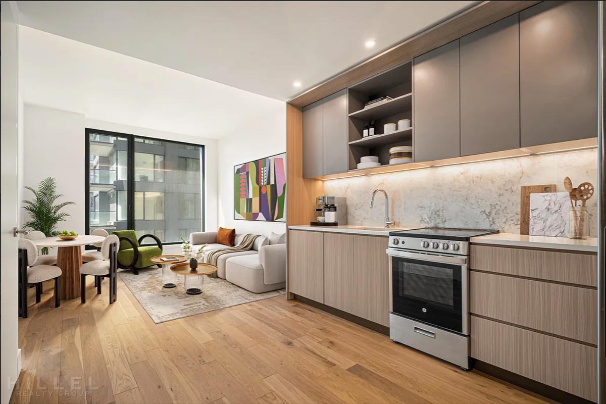 Rockwell Pl #311 - Photo 2 of 12