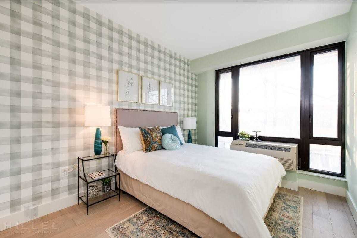 4th Ave #802 - Photo 5 of 12