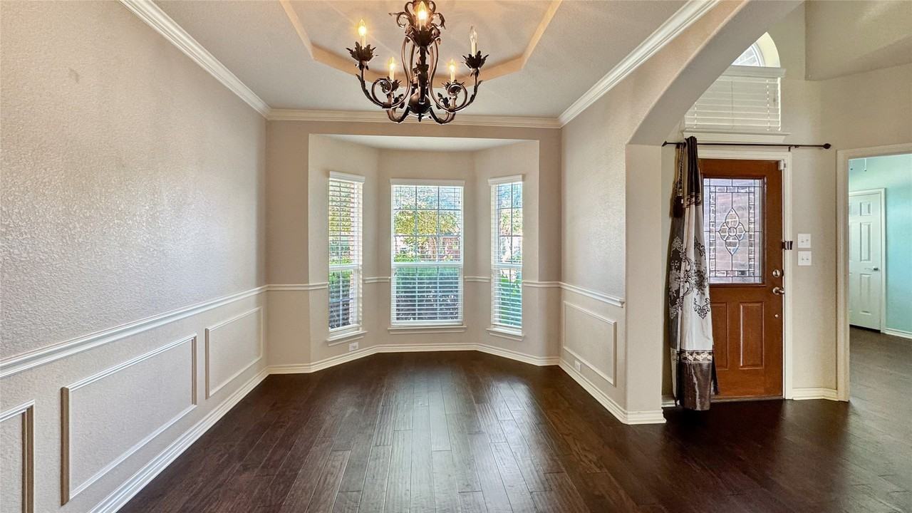 2126 Hunt Club Trl - Photo 7 of 41