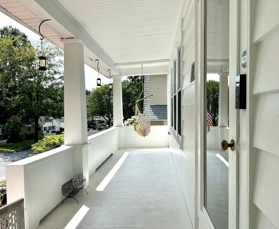 32 Hadwen Ln - Photo 2 of 25