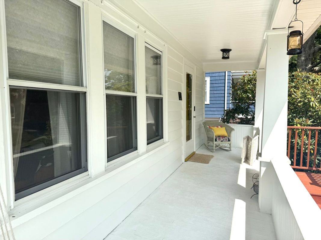 32 Hadwen Ln - Photo 3 of 25