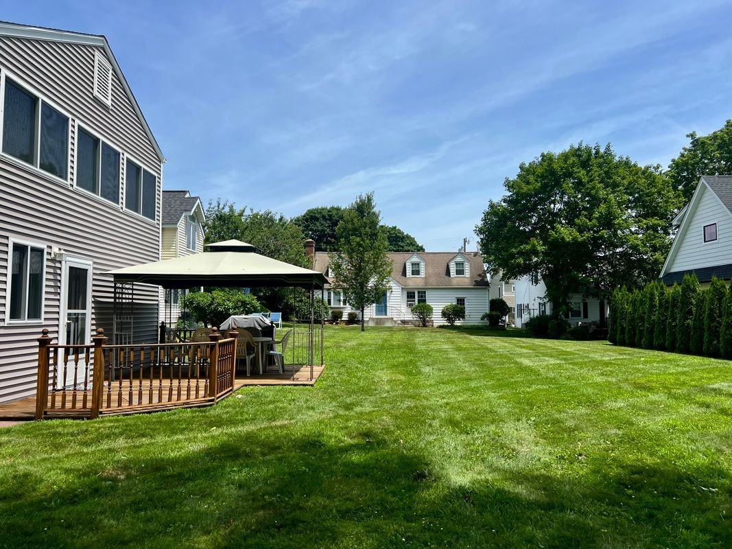 12 Elm Ave - Photo 4 of 17