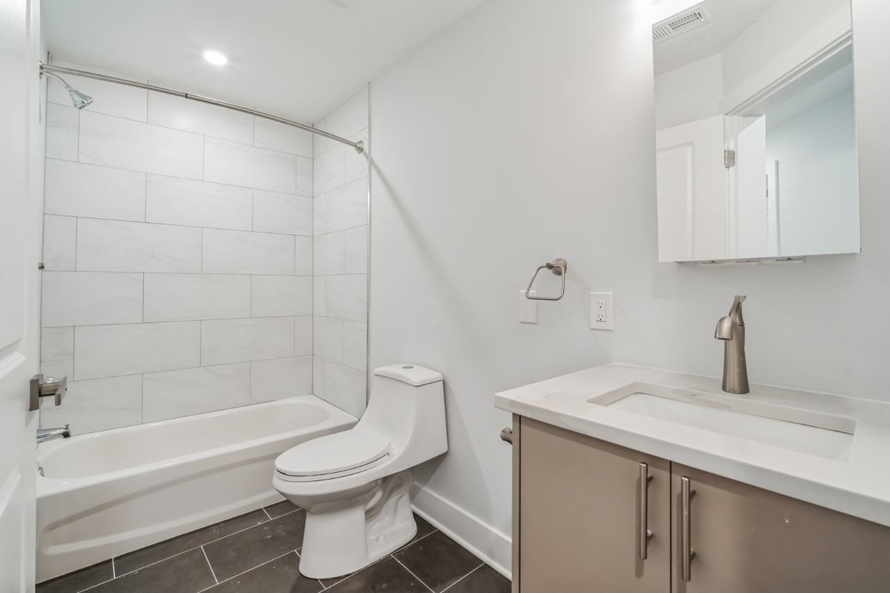 646 N 32nd St. - Photo 6 of 30