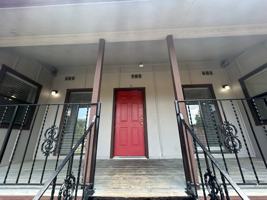 featured image of 725 N Vinita Ave