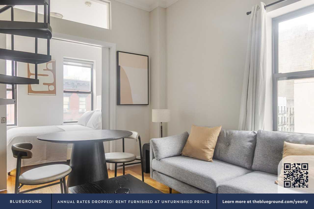 515 West 47th Street - Photo 4 of 25