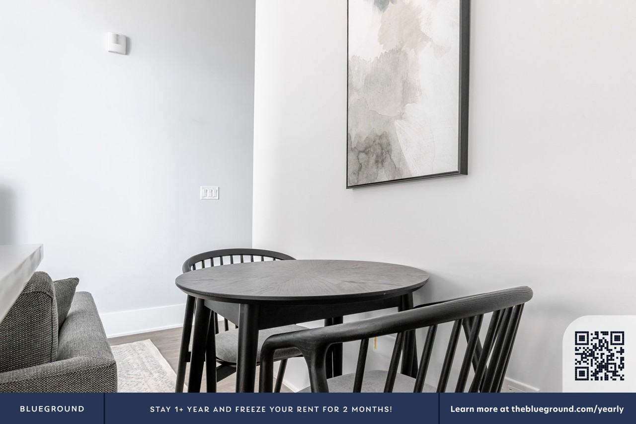 812 W Adams St #1253 - Photo 7 of 29