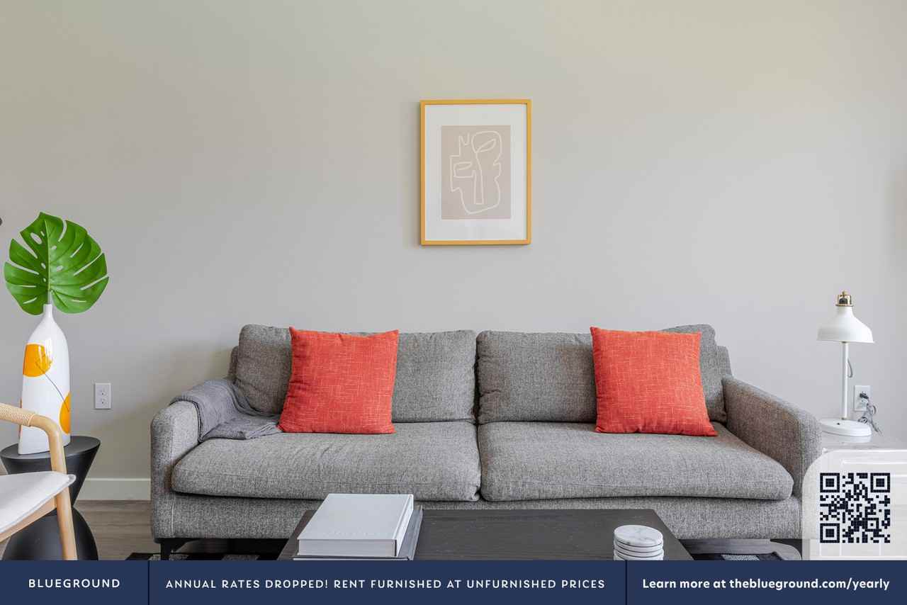 3560 Rambla Pl #1933 - Photo 4 of 50