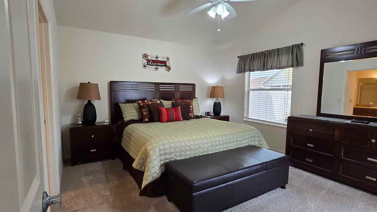 2290 Nackman Pl - Photo 4 of 23