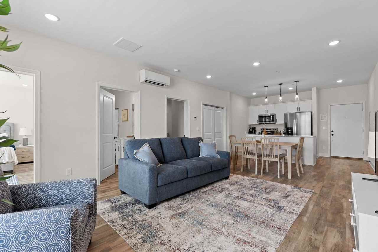 2318 East Main Street - Photo 3 of 74