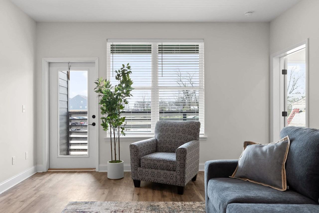 2318 East Main Street - Photo 5 of 74