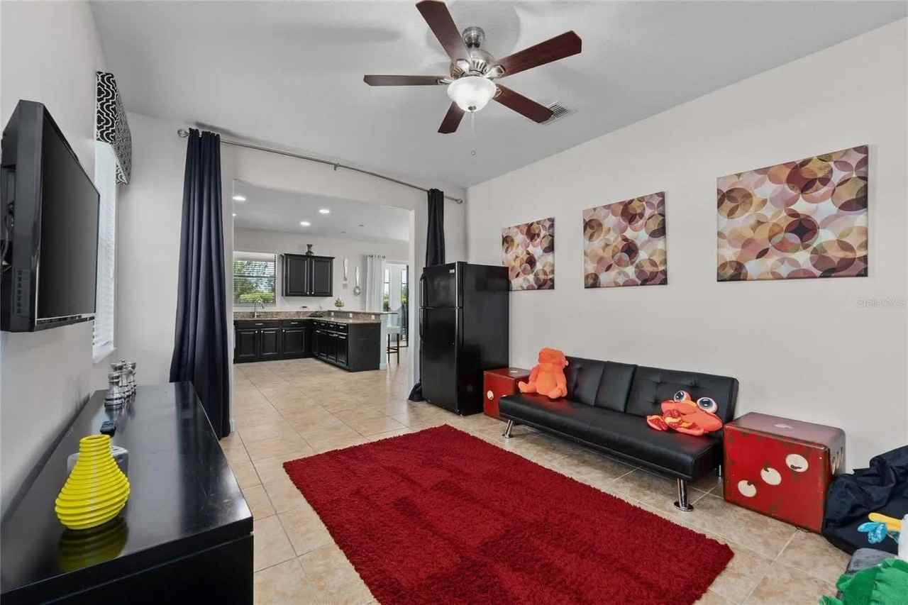 1401 Wexford Way #1259823P - Photo 3 of 38