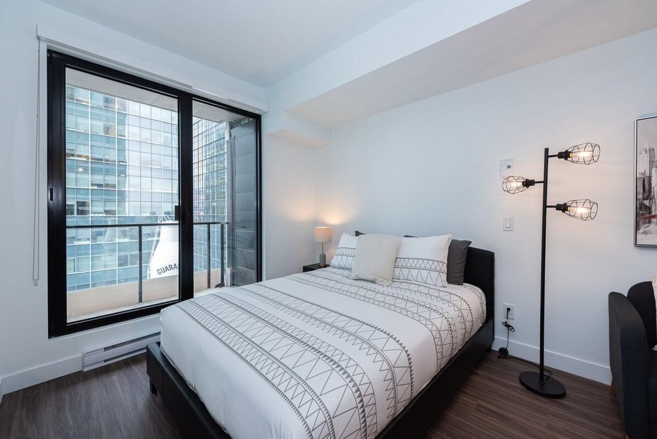 1411 Av Overdale #1261811P - Photo 5 of 34