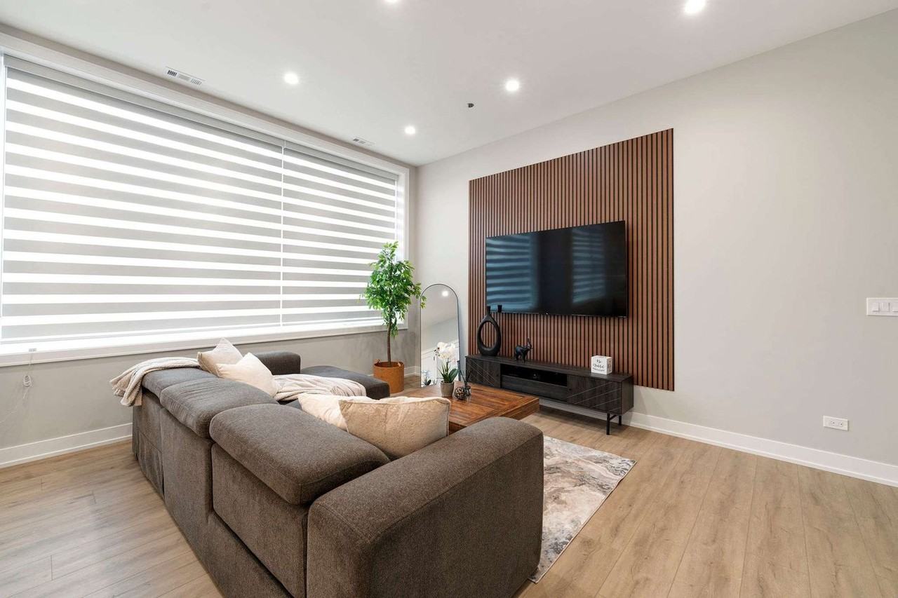 801 S Western Ave #1262785P - Photo 7 of 46