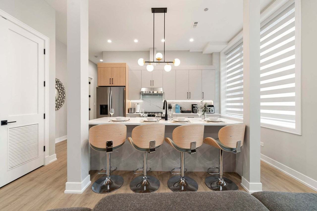 801 S Western Ave #1262785P - Photo 2 of 46