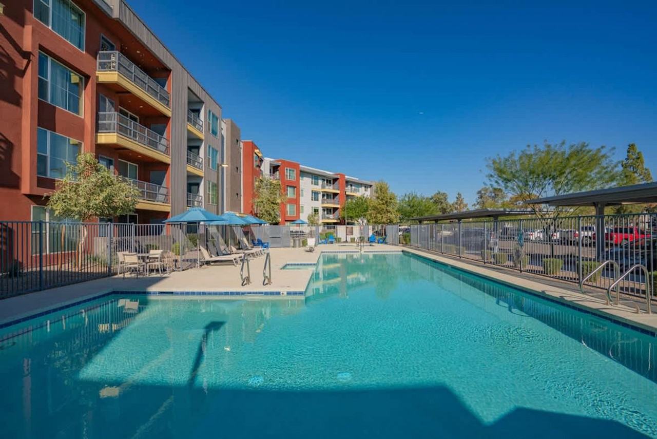 1890 South Country Club Way - Photo 7 of 35