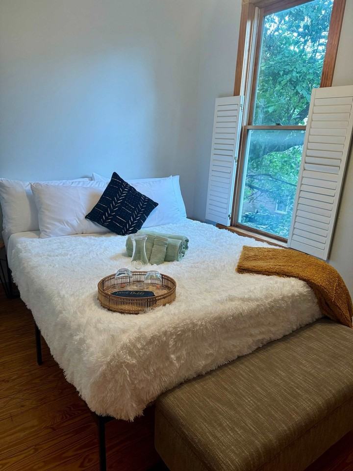 1235 Highland St #1265655P - Photo 4 of 27