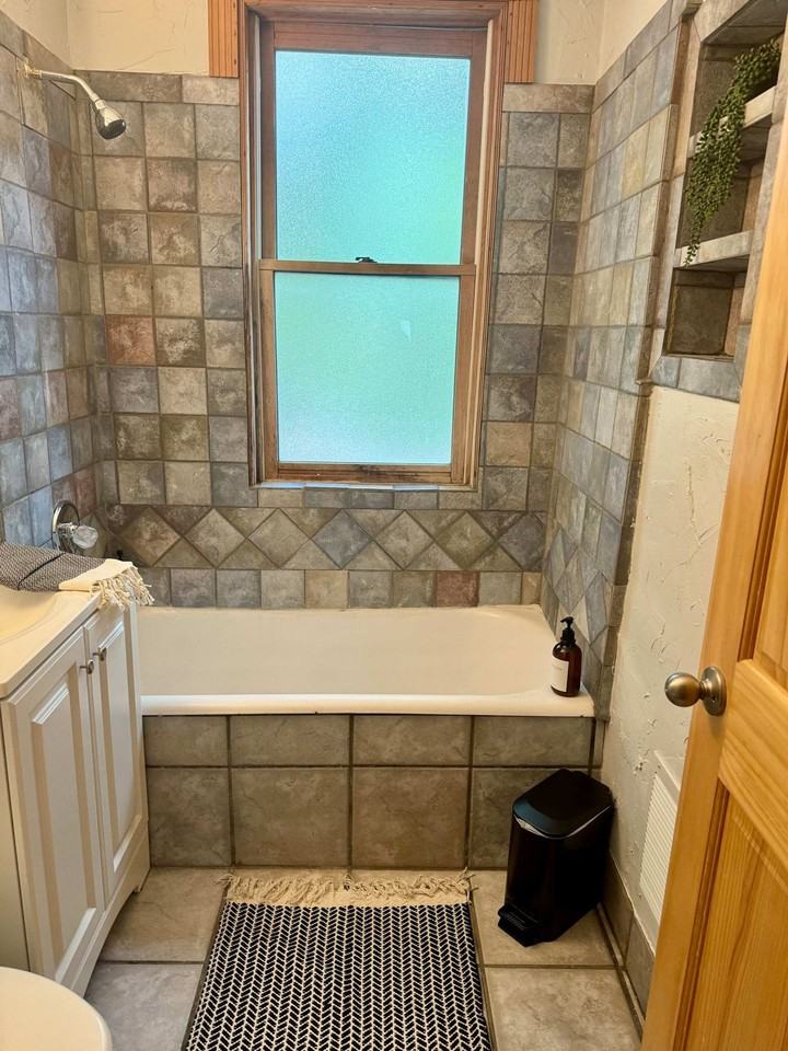 1235 Highland Street - Photo 6 of 28