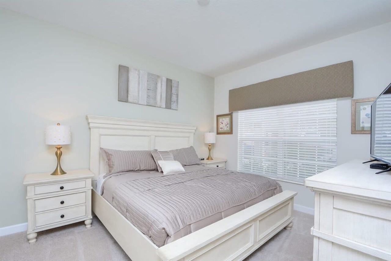 4815 Brier Rose Ln #1280792P - Photo 7 of 30