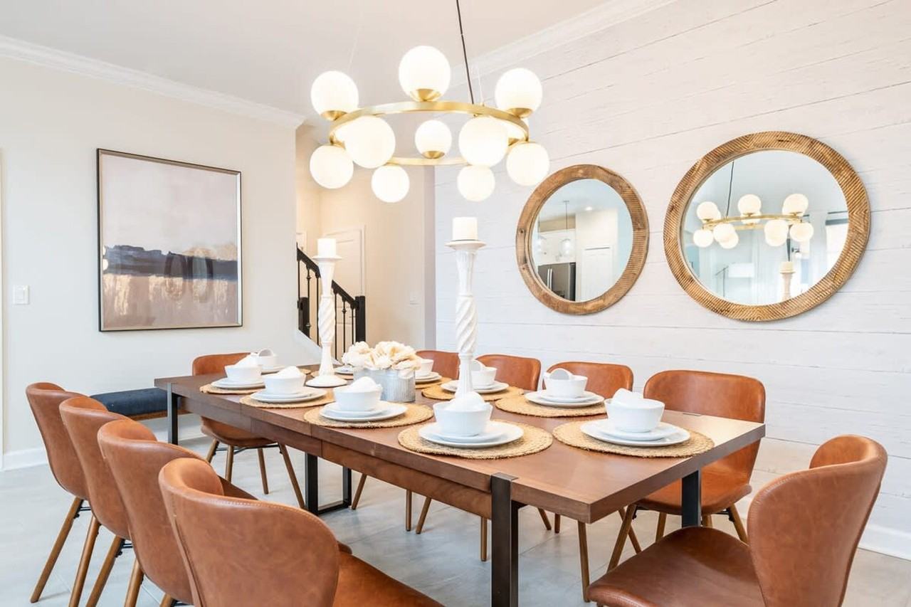 1093 Leader St #1280795P - Photo 5 of 38