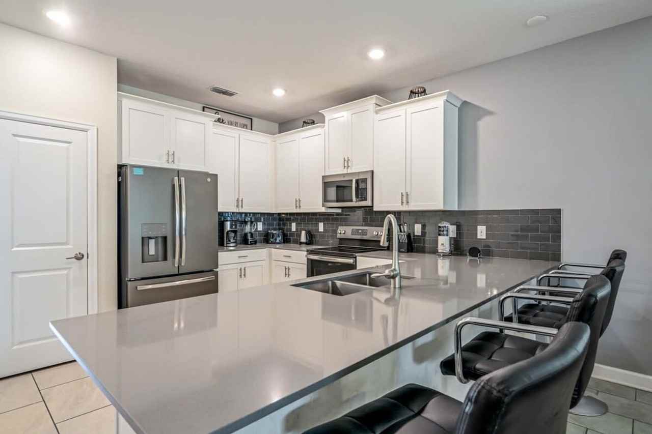 4533 Target Blvd #1280844P - Photo 4 of 50