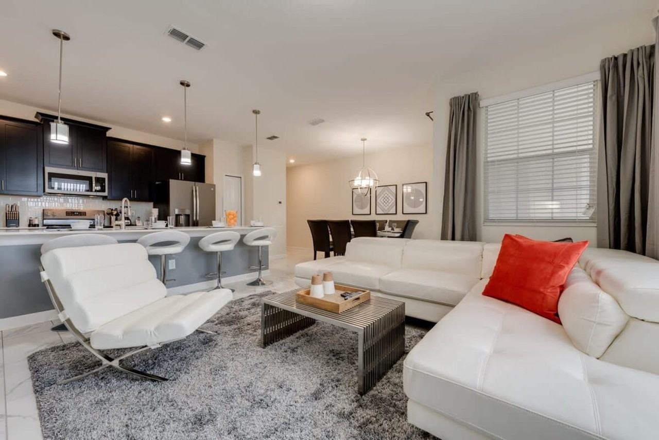 4833 Romeo Cir #1280845P - Photo 4 of 35