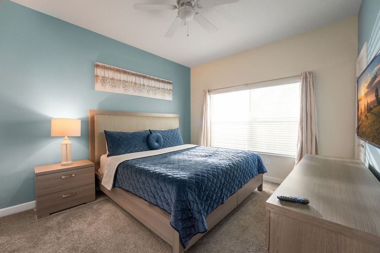 4977 Windermere Ave #1280962P - Photo 5 of 48