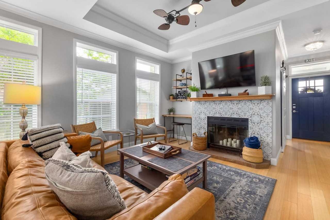 134 South St #1281931P - Photo 4 of 33