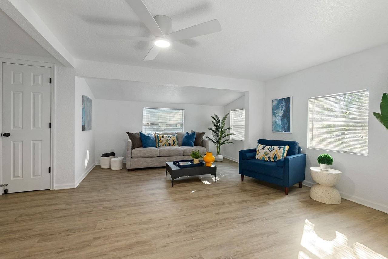 46 Phillips Street #1281939P - Photo 5 of 40