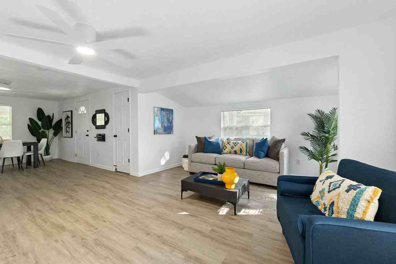 46 Phillips Street #1281939P - Photo 7 of 40