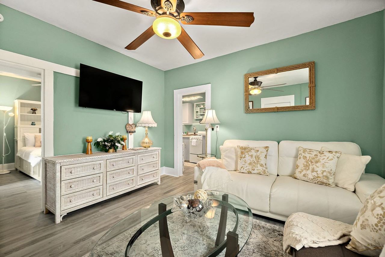 6 Rohde Avenue - Photo 2 of 61