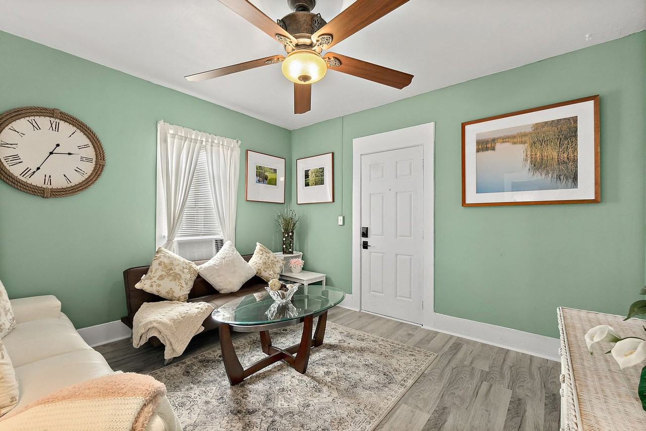 6 Rohde Avenue - Photo 5 of 61