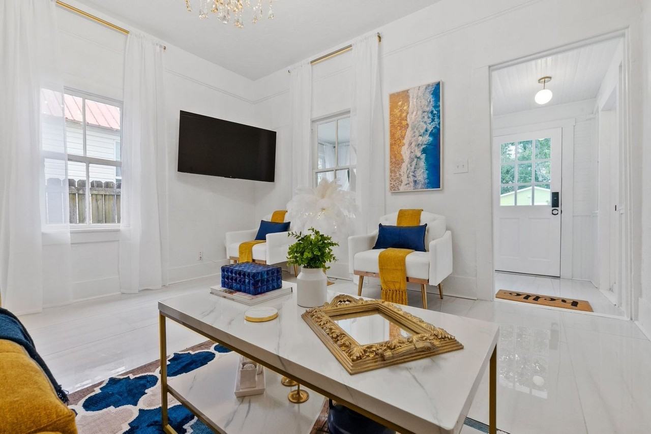 140B M L King Ave #1281977P - Photo 3 of 33