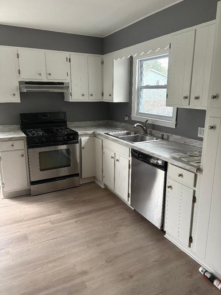 75 David Avenue - Photo 2 of 11