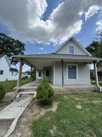 featured image of 820 S Market St #1