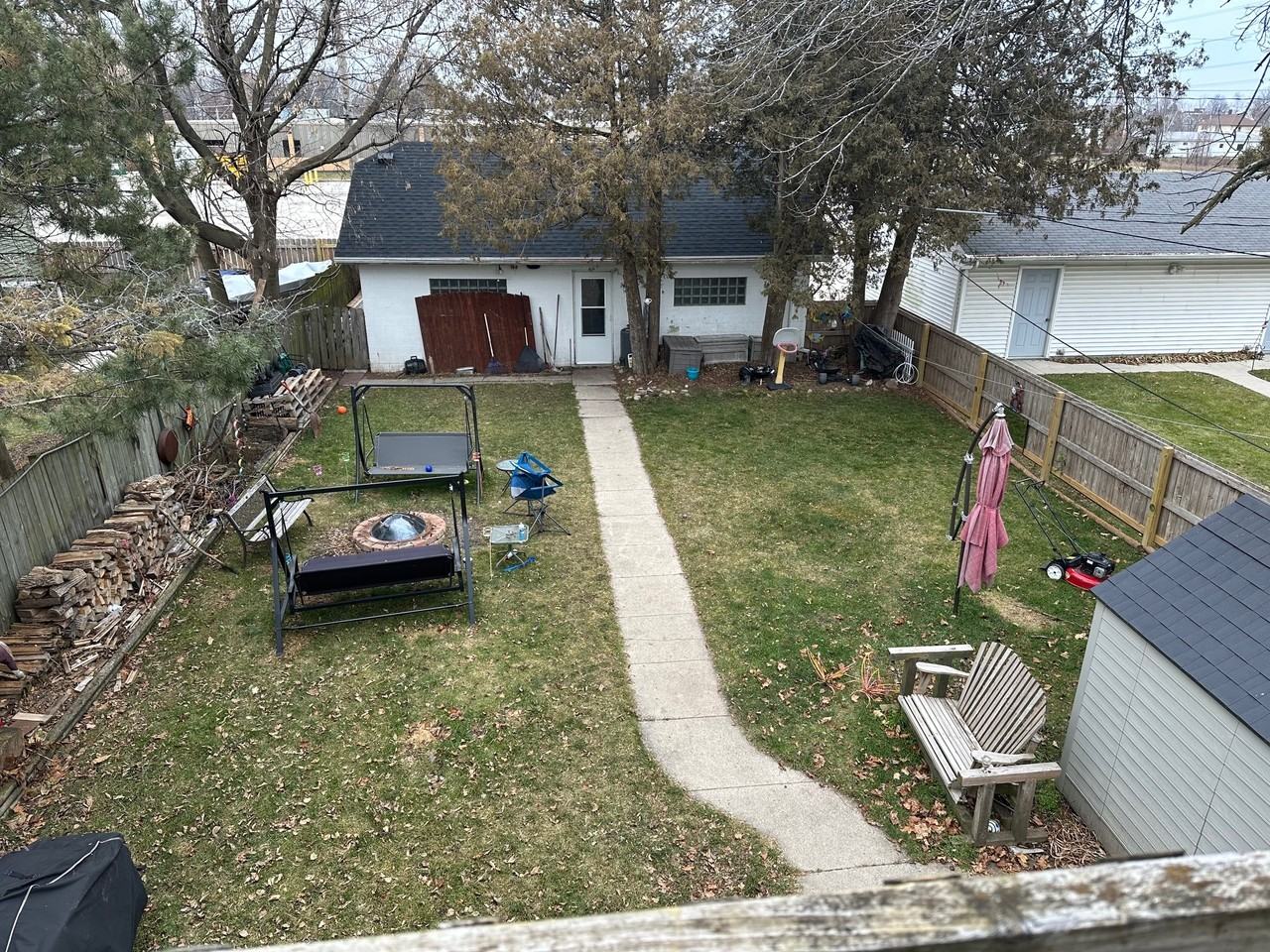 1822A Superior Ave - Photo 4 of 10