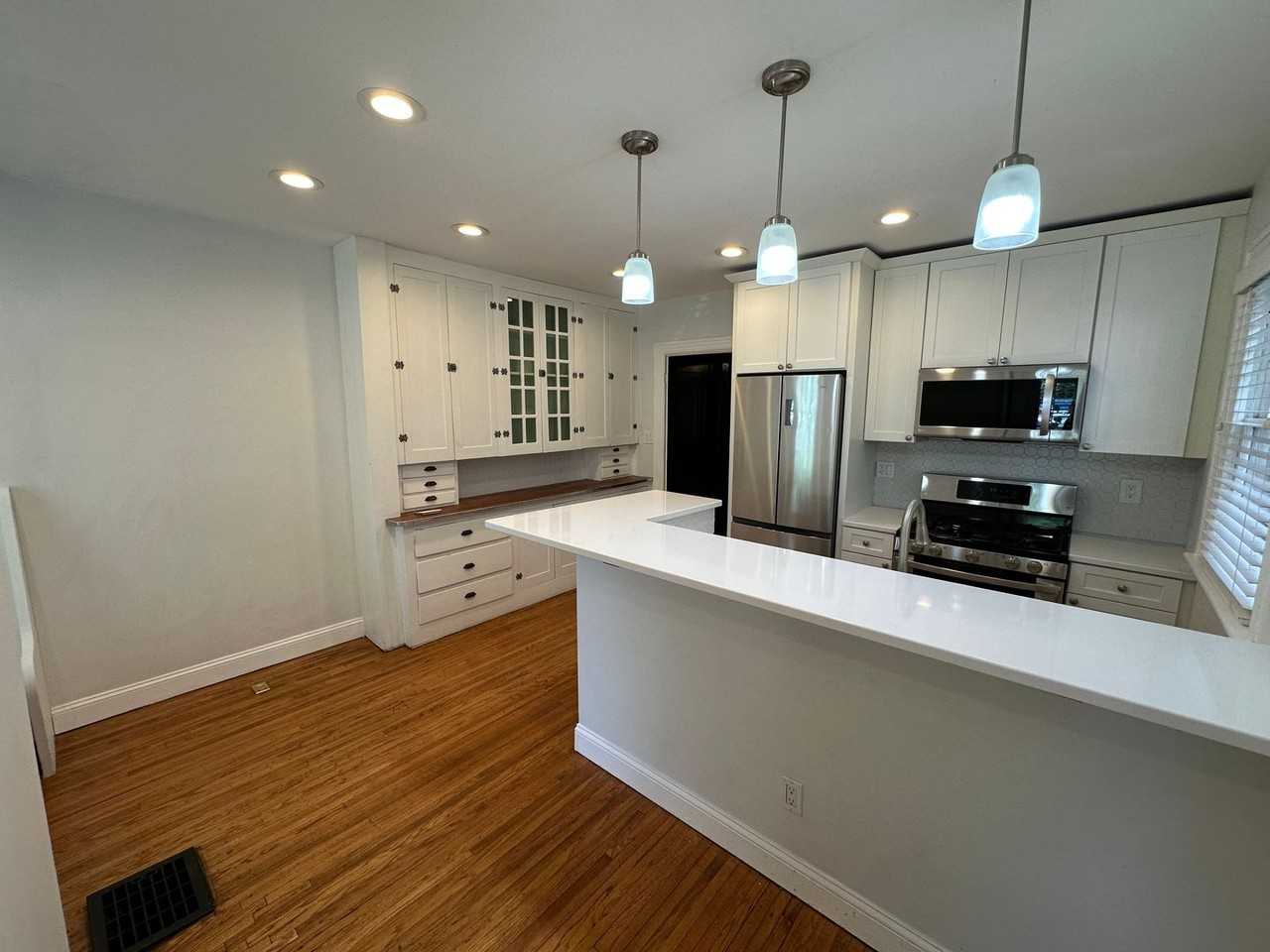 N High St 2886-2892 ONYX - Photo 5 of 50