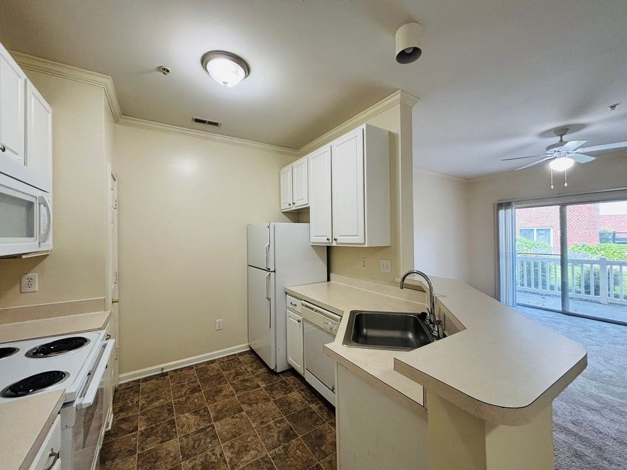 215 S Knollwood Dr #4204 - Photo 7 of 19